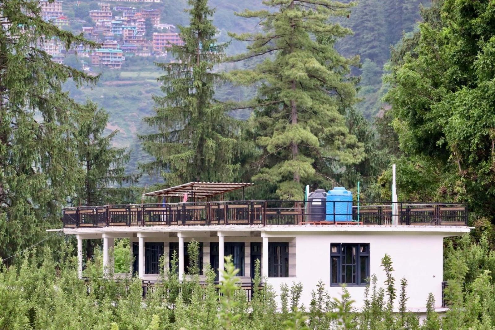 Rare House Hotel Kalgha Kültér fotó